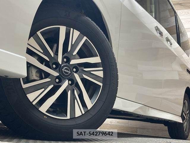 Nissan SERENA 2025-01 7252206-18