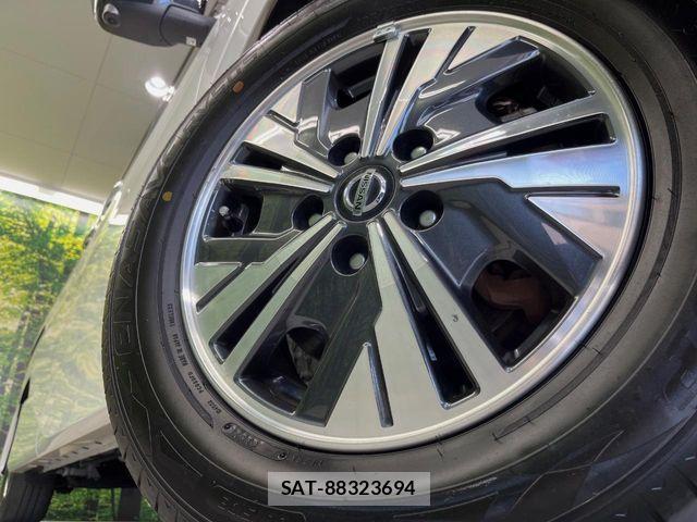 Nissan SERENA 2021-09 7252219-14