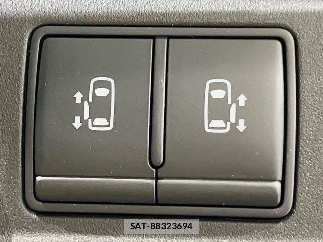 Nissan SERENA 2021-09 7252219-7