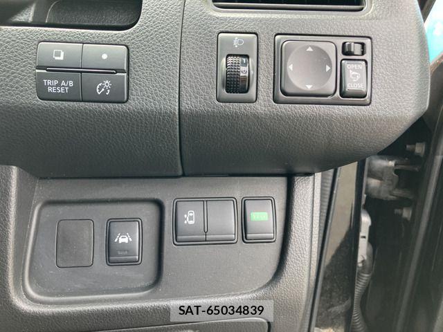 Nissan SERENA 2016-04 7252231-6