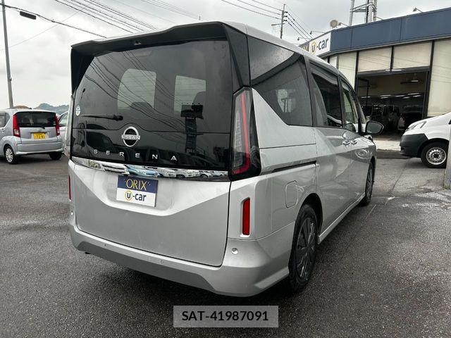Nissan SERENA 2023-07 7272895-2