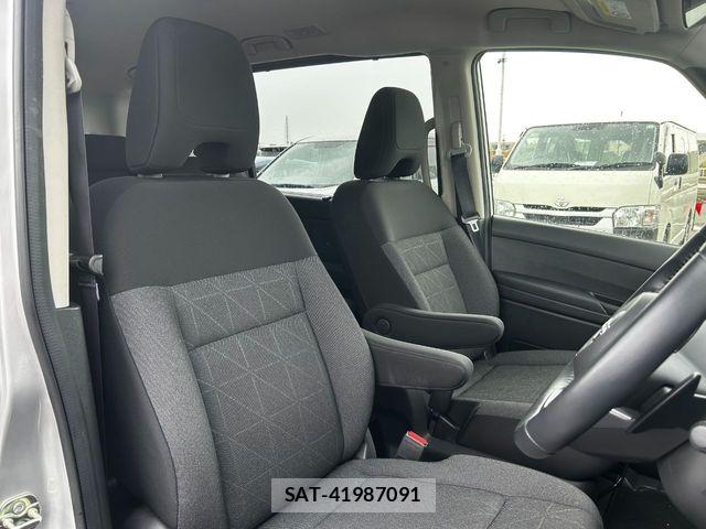 Nissan SERENA 2023-07 7272895-5