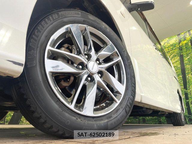Nissan SERENA 2011-06 7272901-13