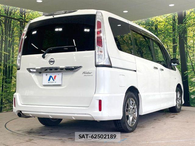 Nissan SERENA 2011-06 7272901-17