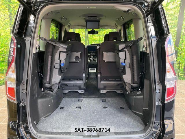 Nissan SERENA 2021-12 7271403-10