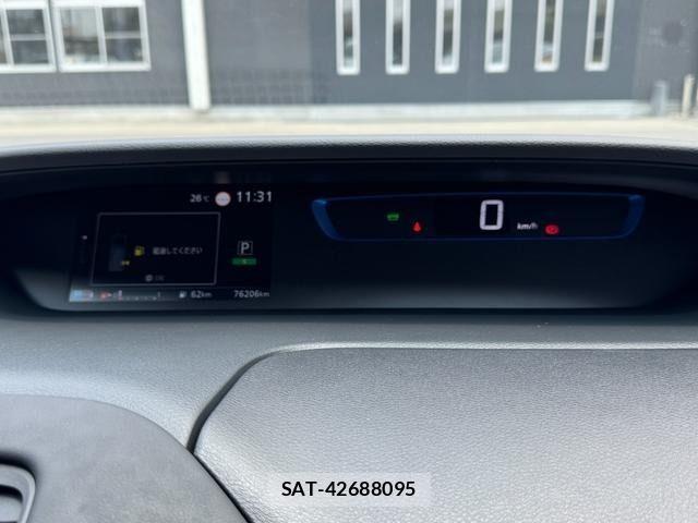 Nissan SERENA 2019-06 7272898-17