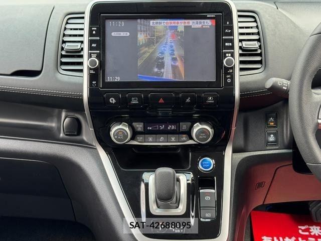 Nissan SERENA 2019-06 7272898-18