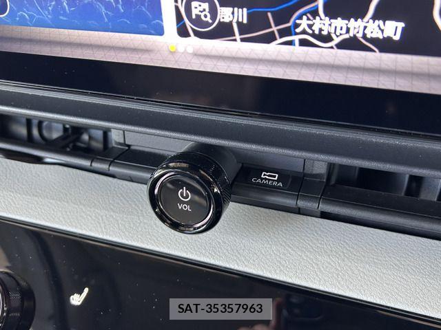 Nissan SERENA 2023-06 7272653-17