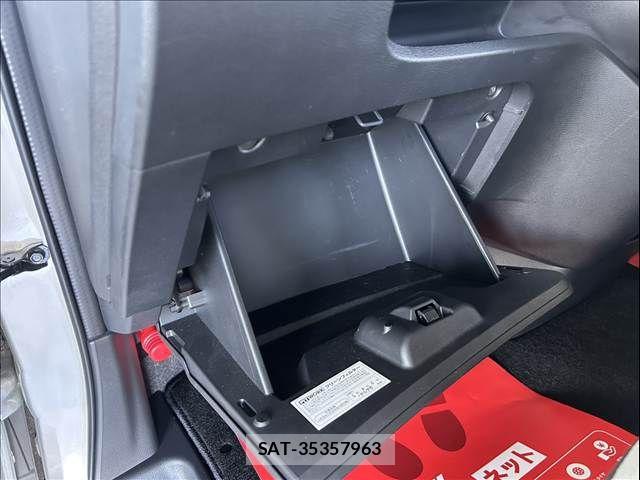 Nissan SERENA 2023-06 7272653-24