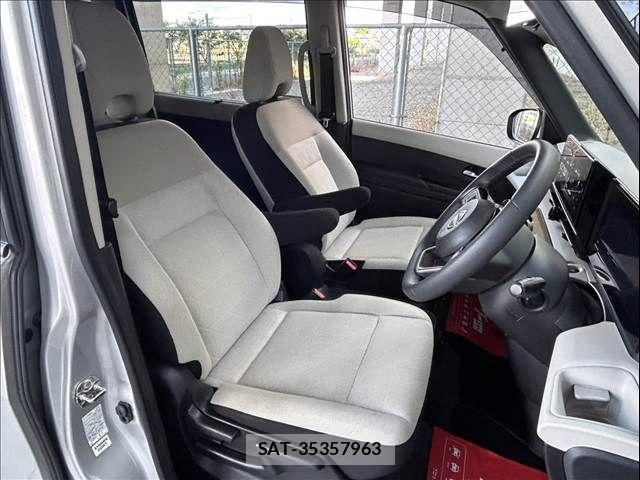 Nissan SERENA 2023-06 7272653-26