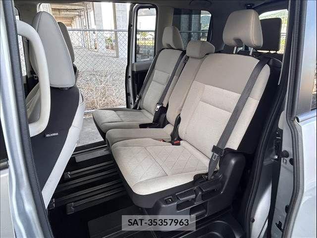 Nissan SERENA 2023-06 7272653-28
