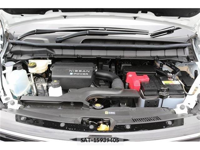 Nissan SERENA 2023-06 7272888-21