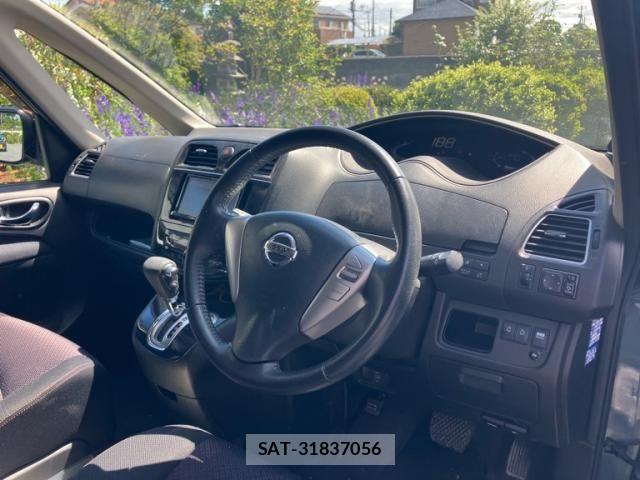 Nissan SERENA 2011-02 7272900-10