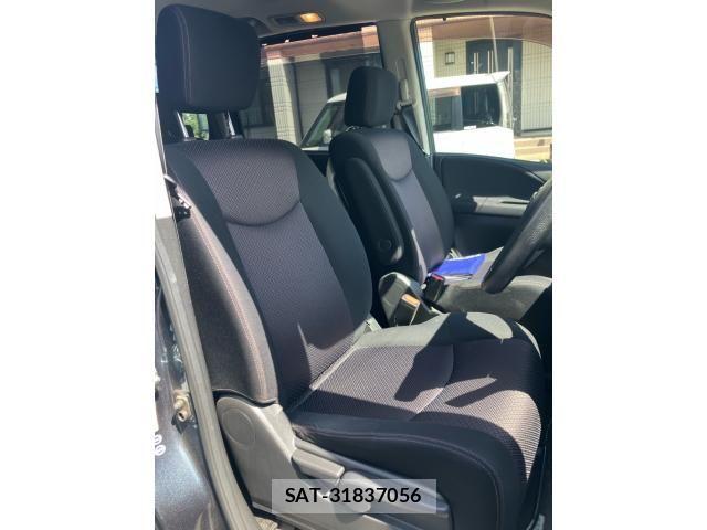 Nissan SERENA 2011-02 7272900-11