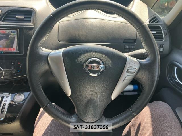 Nissan SERENA 2011-02 7272900-16