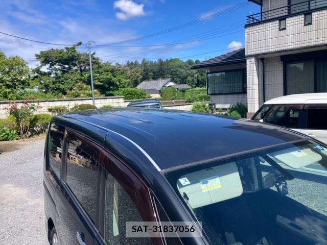 Nissan SERENA 2011-02 7272900-2