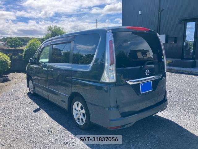 Nissan SERENA 2011-02 7272900-4