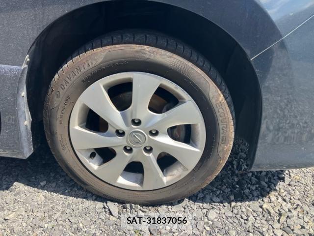 Nissan SERENA 2011-02 7272900-5