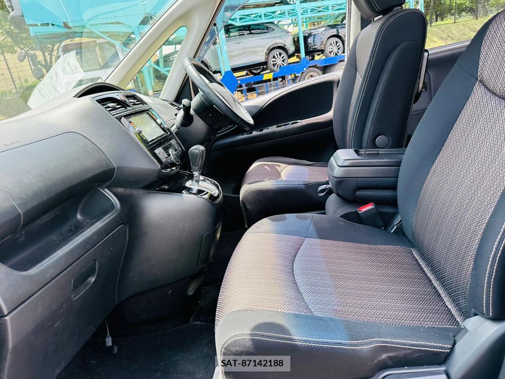 Nissan SERENA 2015 6970826-10