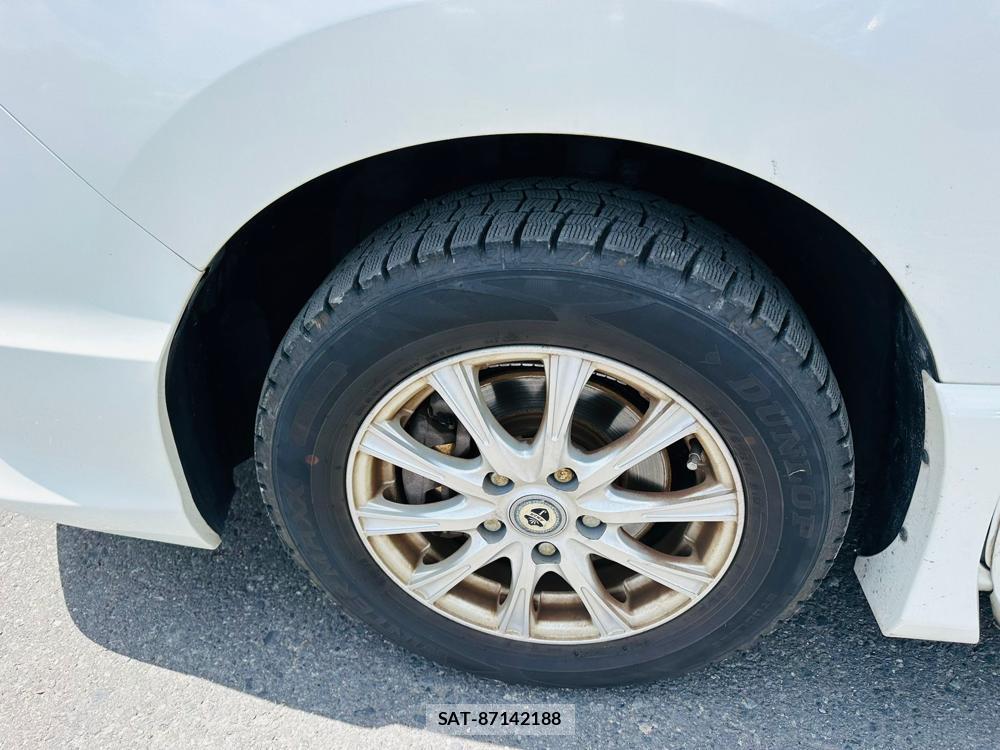 Nissan SERENA 2015 6970826-28