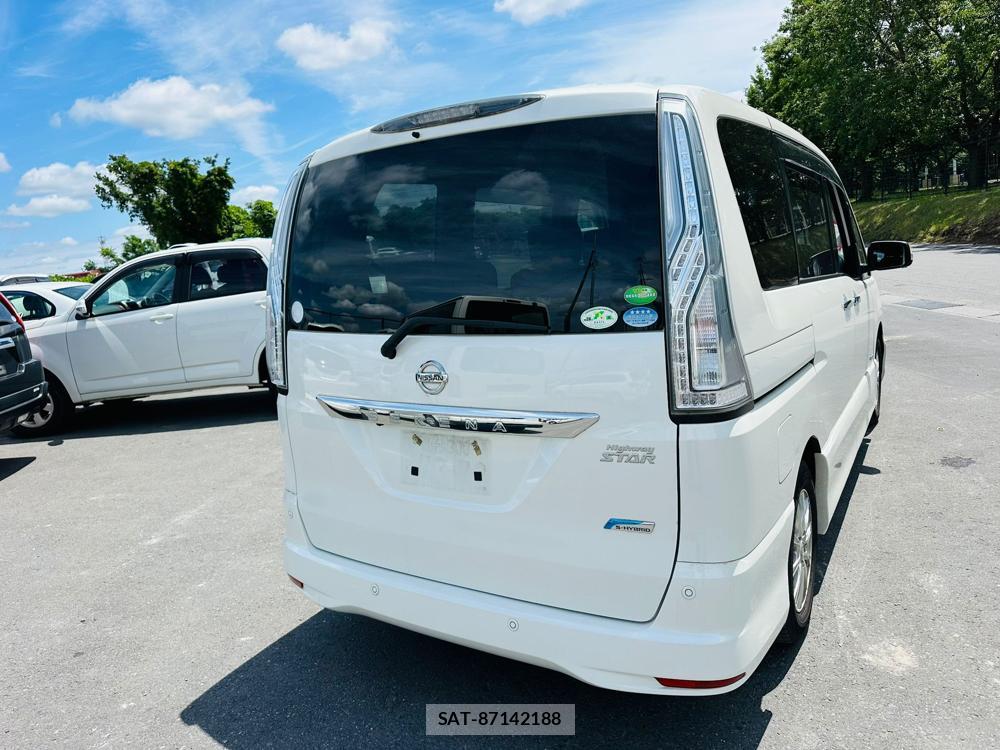 Nissan SERENA 2015 6970826-4