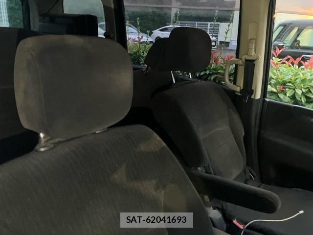 Nissan SERENA 2010-09 7329962-11