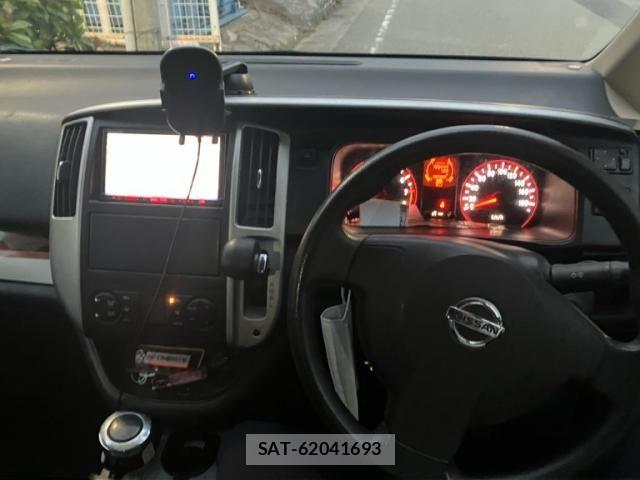 Nissan SERENA 2010-09 7329962-14