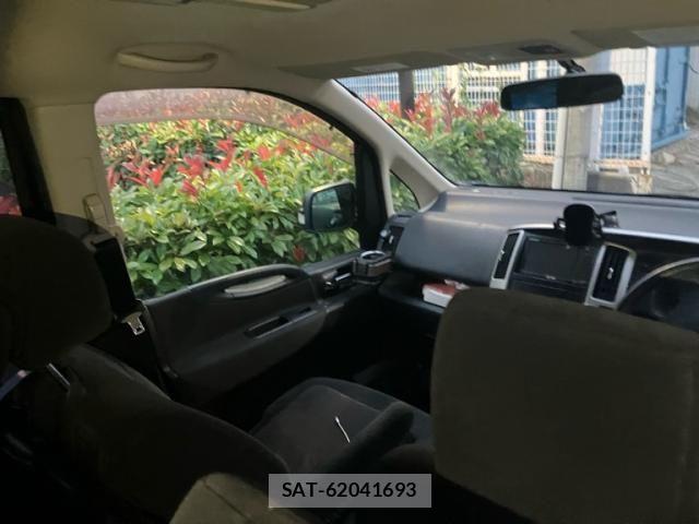 Nissan SERENA 2010-09 7329962-8