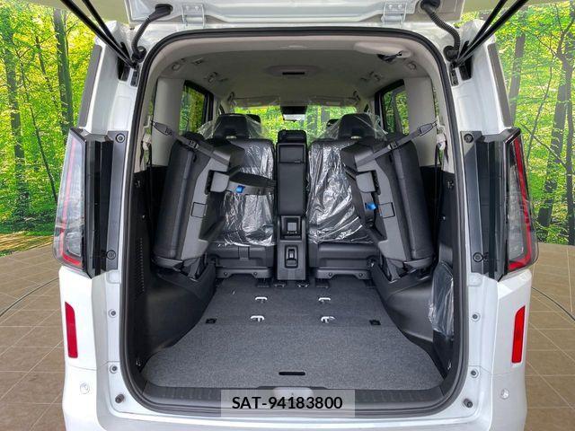 Nissan SERENA 2025-12 7329927-10