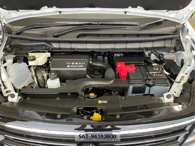 Nissan SERENA 2025-12 7329927-18