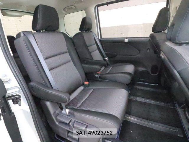 Nissan SERENA 2022-10 7329946-4