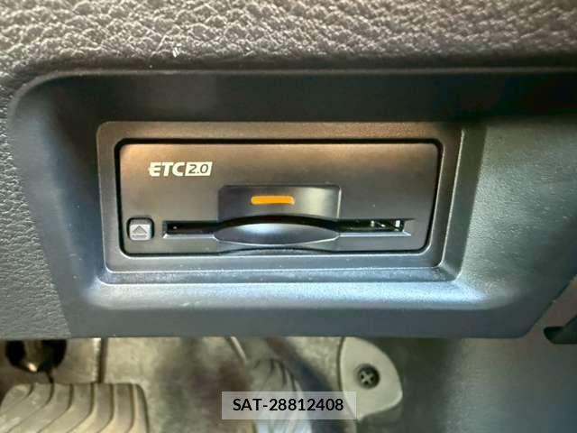 Nissan SERENA 2023-05 7329938-9