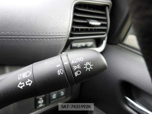 Nissan SERENA 2021-06 7329947-12