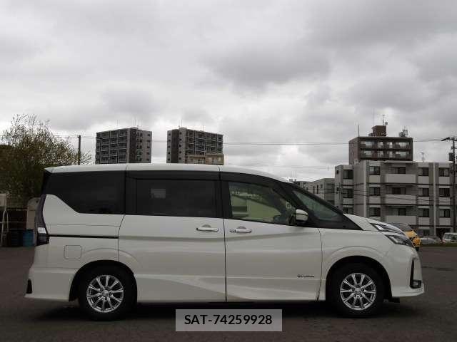 Nissan SERENA 2021-06 7329947-23