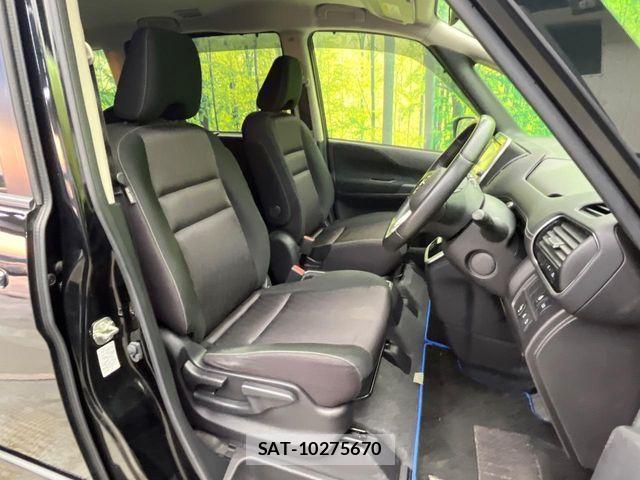 Nissan SERENA 2019-05 7329954-9