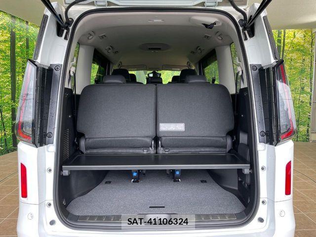 Nissan SERENA 2023-09 7329940-10