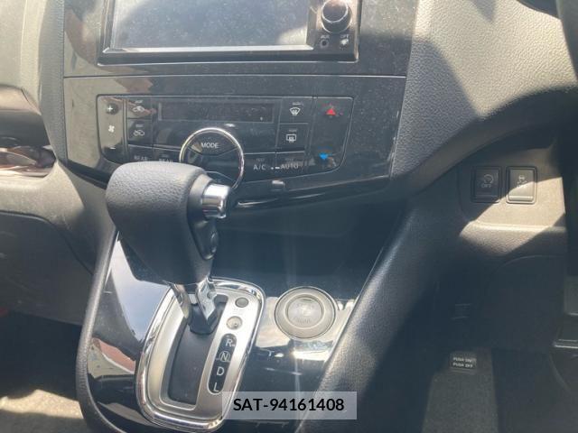 Nissan SERENA 2011-08 7329976-17