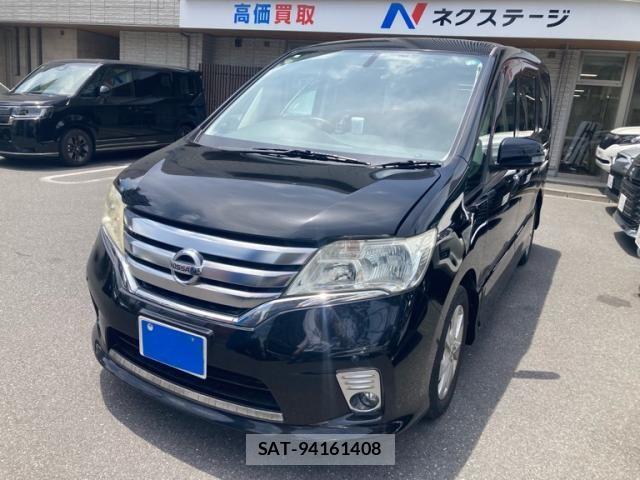 Nissan SERENA 2011-08 7329976-1