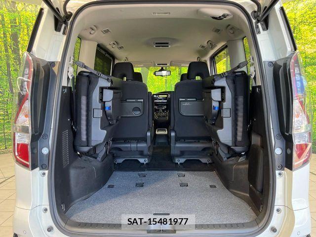 Nissan SERENA 2021-08 7329951-9