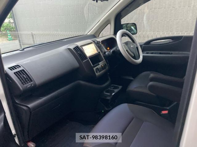 Nissan SERENA 2007-08 7329970-11