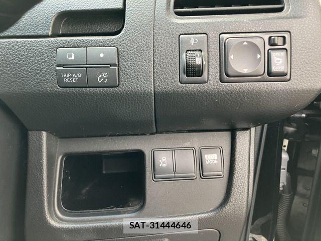 Nissan SERENA 2011-01 7329963-7