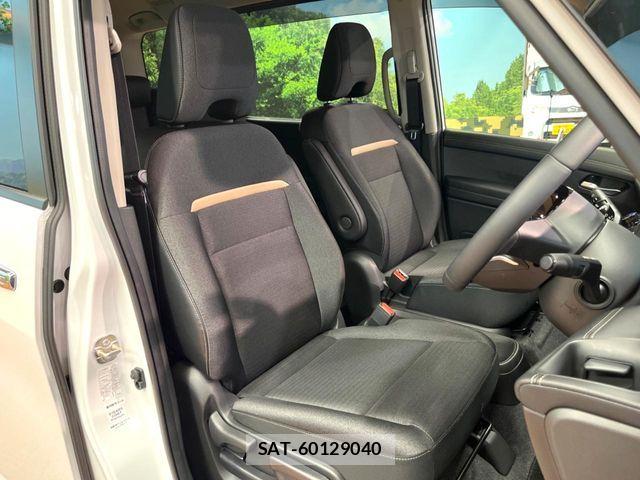Nissan SERENA 2025-12 7329923-9