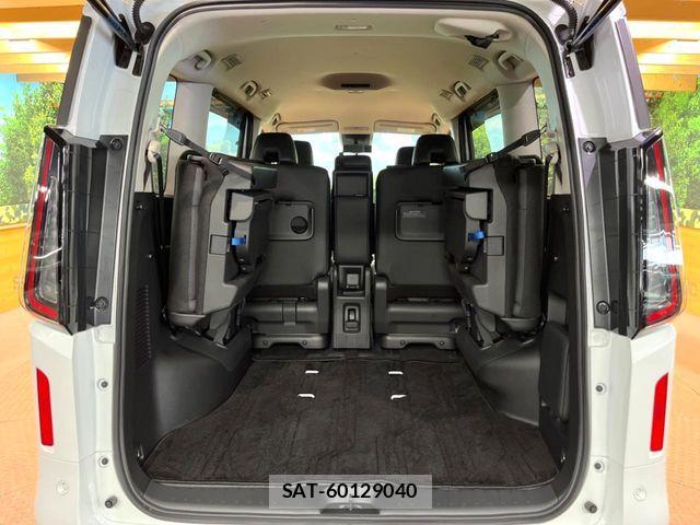 Nissan SERENA 2025-12 7329923-12