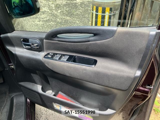 Nissan SERENA 2009-12 7329971-12