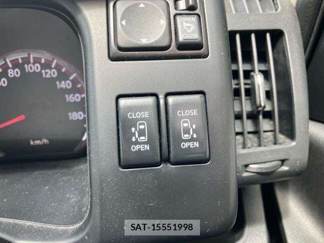 Nissan SERENA 2009-12 7329971-25