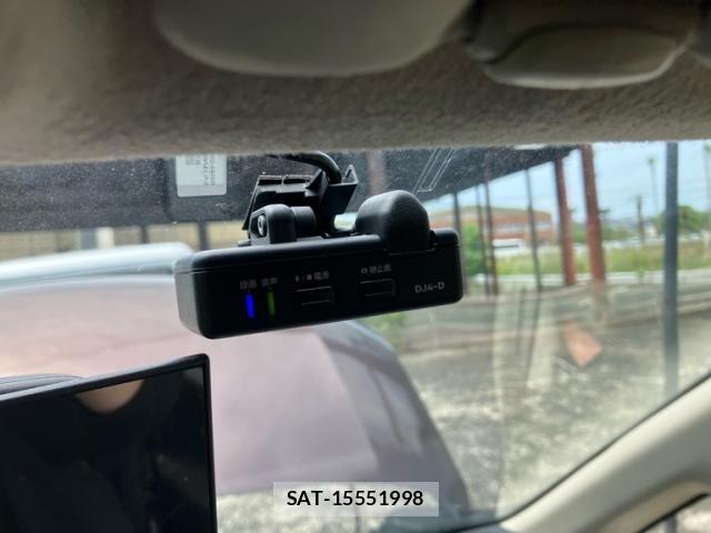 Nissan SERENA 2009-12 7329971-27