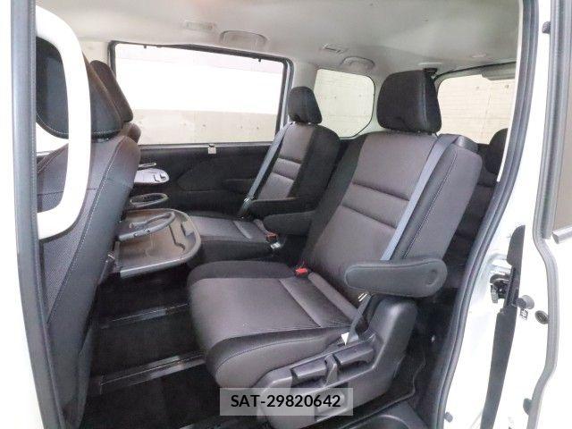 Nissan SERENA 2021-10 7329942-7