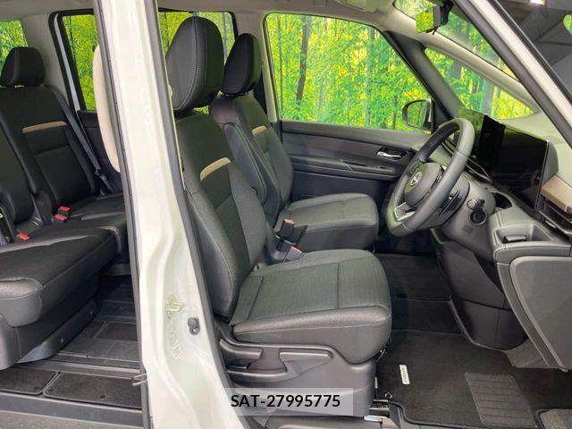 Nissan SERENA 2023-12 7329937-7