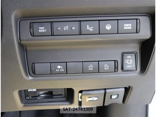 Nissan SERENA 2023-08 7329924-14