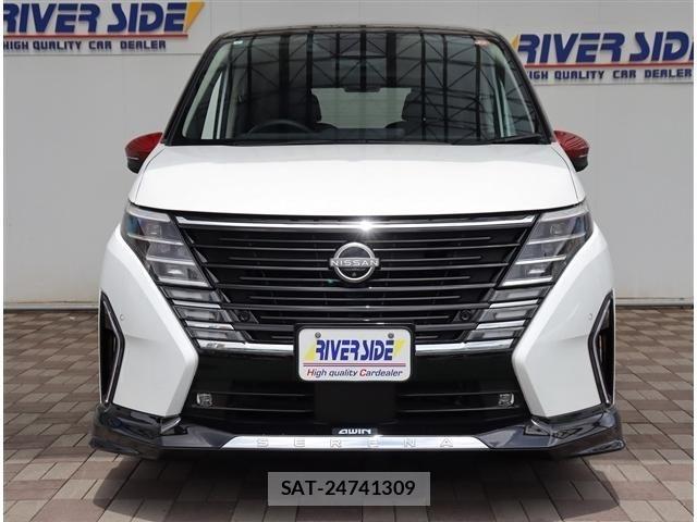 Nissan SERENA 2023-08 7329924-21